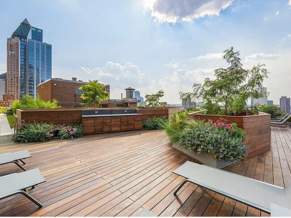 301 West 53rd Street 9E, New York NY 10019