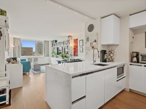 301 West 53rd Street 9E, New York NY 10019