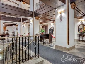 320 East 42nd Street 2004, New York NY 10017