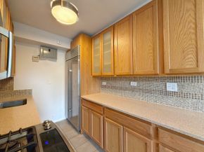 175 Adams Street 9DE, Brooklyn NY 11201