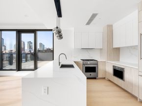 11-36 45th Road PH7B, Queens NY 11101