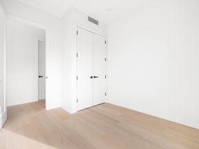 11-36 45th Road PH7B, Queens NY 11101