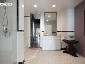 525 West 22nd Street PHD, New York NY 10011