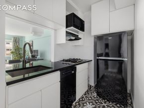 40 Sutton Place 4J, New York NY 10022