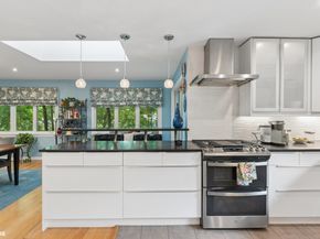 383 West 254th Street, Bronx NY 10471