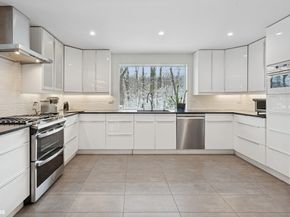 383 West 254th Street, Bronx NY 10471