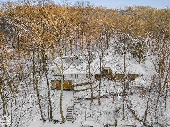 383 West 254th Street, Bronx NY 10471