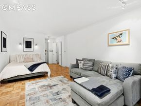 301 East 22nd Street 8B, New York NY 10010