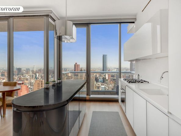 56 Leonard Street 32AE, New York NY 10013