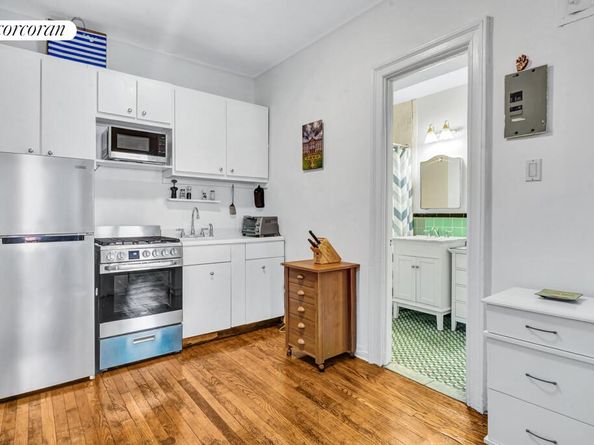 216 East 12th Street 2B, New York NY 10003