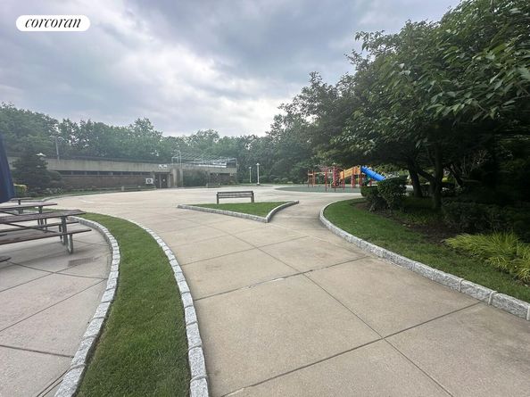 150-38 Union Turnpike 1N, Queens NY 11367