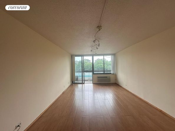 150-38 Union Turnpike 1N, Queens NY 11367