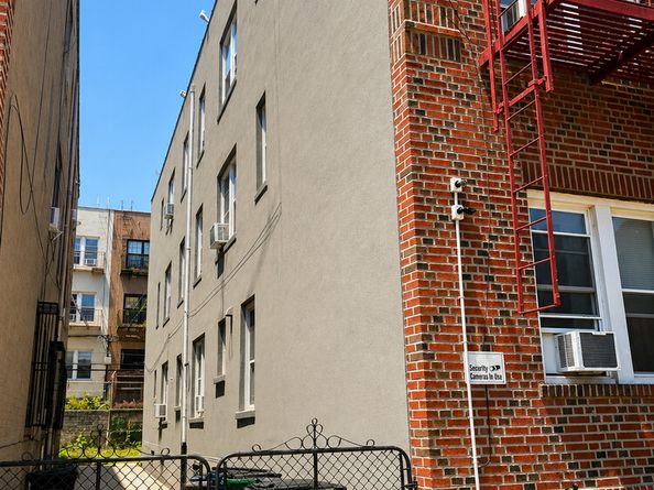 47-44 44th Street, Queens NY 11377