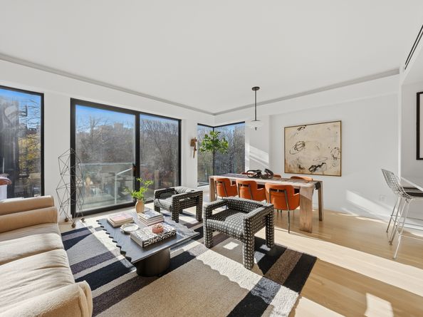 650 East 6th Street 3, New York NY 10009