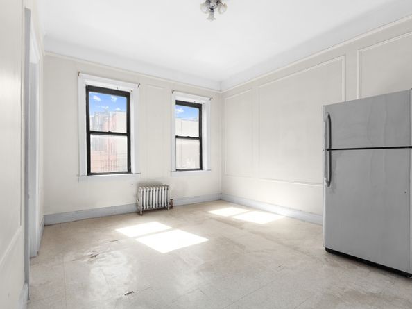 567 West 184th Street, New York NY 10033