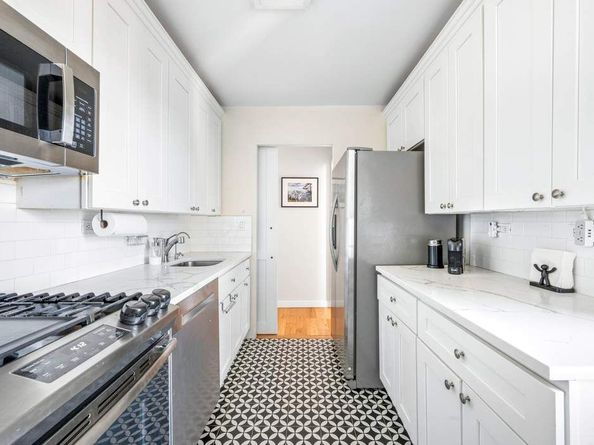 444 East 86th Street 27F, New York NY 10028