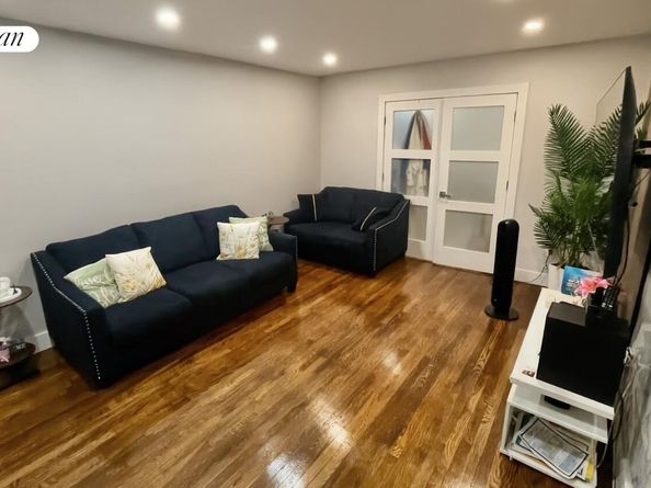 180 Van Cortlandt Park S 5J, Bronx NY 10463