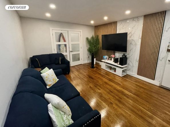180 Van Cortlandt Park S 5J, Bronx NY 10463