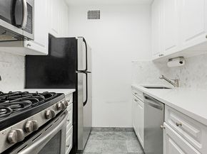 101 West 12th Street 12H, New York NY 10011