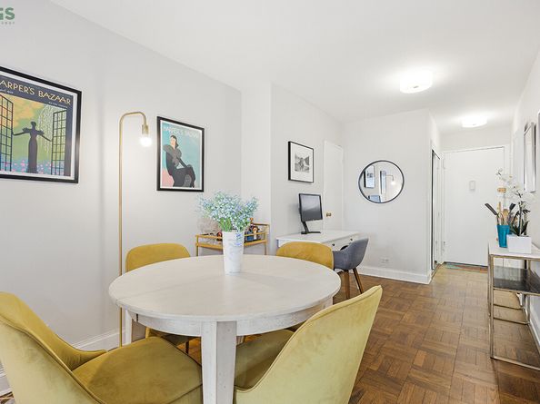 101 West 12th Street 12H, New York NY 10011