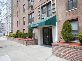 525 West 235th Street 4A, Bronx NY 10463