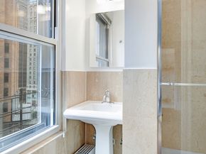 7 Park Avenue 8A9ABC, New York NY 10016