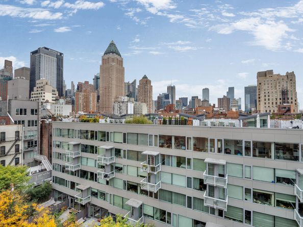 414 West 54th Street PHE, New York NY 10019