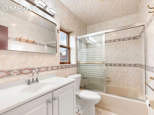 185 Oxford Street, Brooklyn NY 11235