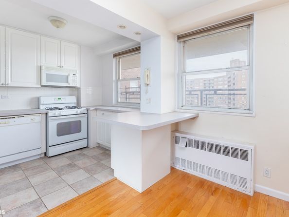 5700 Arlington Avenue 20S, Bronx NY 10471