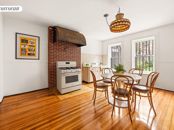 657 10th Street, Brooklyn NY 11215