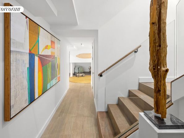 619 East 6th Street 1, New York NY 10009