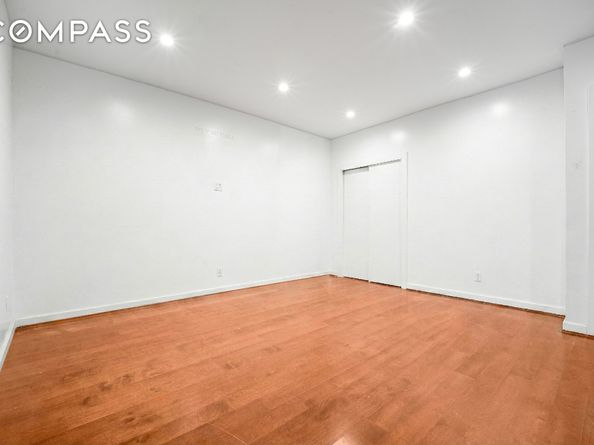 71-18 Myrtle Avenue, Queens NY 11385