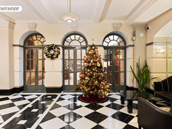 212 East 48th Street 5A, New York NY 10017