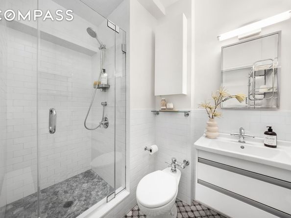 49 East 96th Street 9B, New York NY 10128