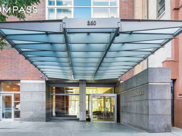 360 East 88th Street 31C, New York NY 10128