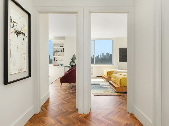 360 East 88th Street 31C, New York NY 10128