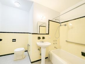 915 East 17th Street 302, Brooklyn NY 11230