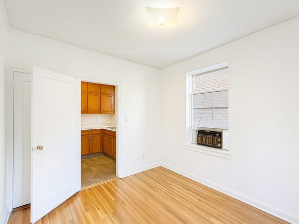 915 East 17th Street 302, Brooklyn NY 11230