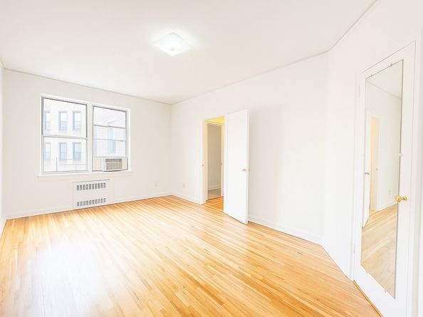 915 East 17th Street 302, Brooklyn NY 11230