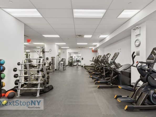 400 East 56th Street 38L, New York NY 10022