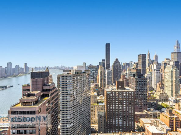 400 East 56th Street 38L, New York NY 10022