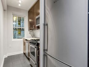 220 Madison Avenue 3M, New York NY 10016