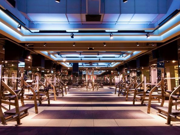 393 West 49th Street TH1, New York NY 10019