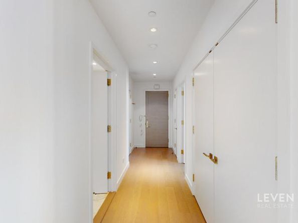 305 East 51st Street 5A, New York NY 10022