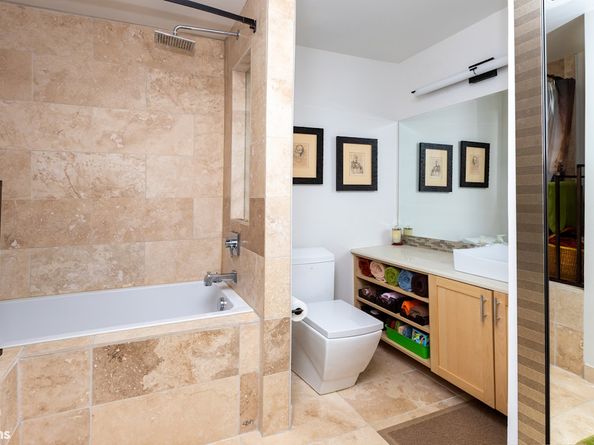 300 East 59th Street 607, New York NY 10022