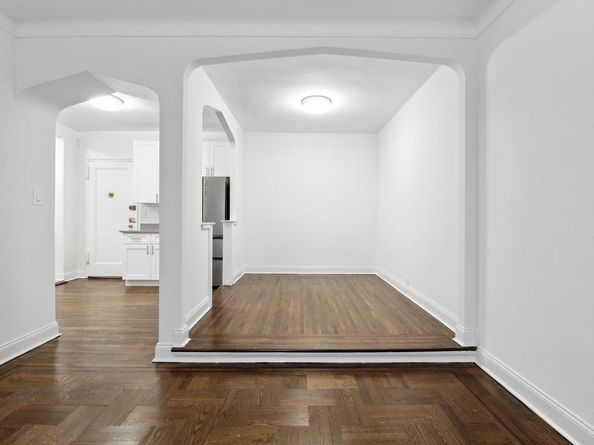 125 Hawthorne Street 4H, Brooklyn NY 11225