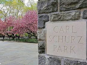 300 East 85th Street 505, New York NY 10028