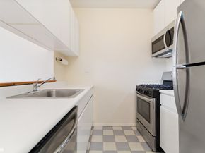 300 East 85th Street 505, New York NY 10028