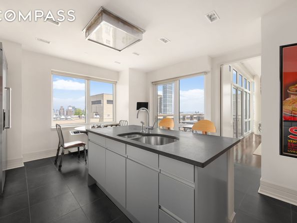 300 East 55th Street PH1C, New York NY 10022