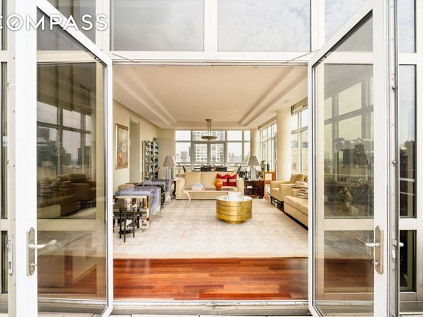 300 East 55th Street PH1C, New York NY 10022